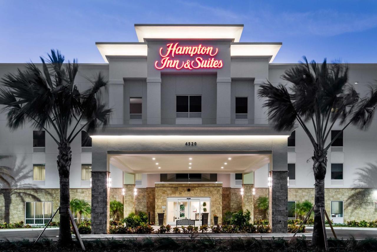 Hampton Inn & Suites West Melbourne-Palm Bay Road Exterior photo